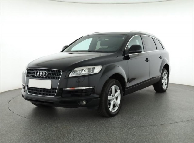 Audi Q7  3.0 TDI 