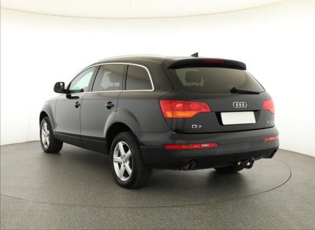 Audi Q7  3.0 TDI 