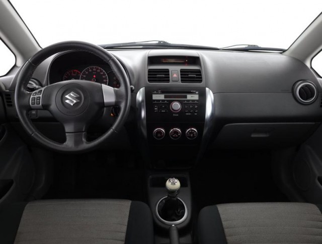 Suzuki SX4  1.6 VVT 