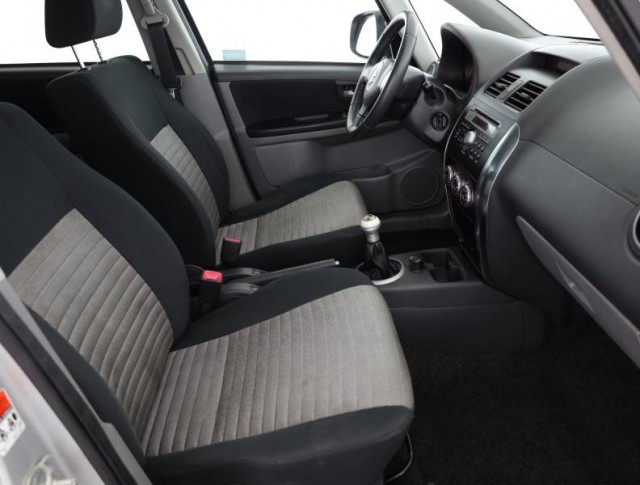 Suzuki SX4  1.6 VVT 