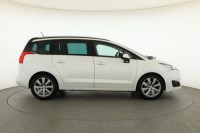 Peugeot 5008  2.0 HDI 