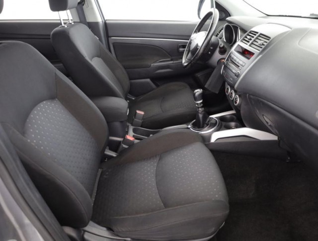 Mitsubishi ASX  1.8 DI-D MIVEC 