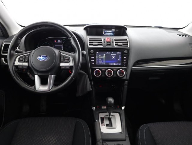 Subaru Forester  2.0 X 