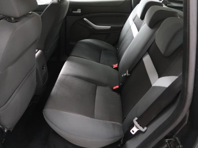 Ford Kuga  2.0 TDCi 