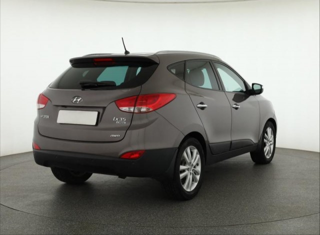 Hyundai ix35  2.0 CRDi 