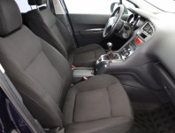 Peugeot 5008  1.6 VTi 