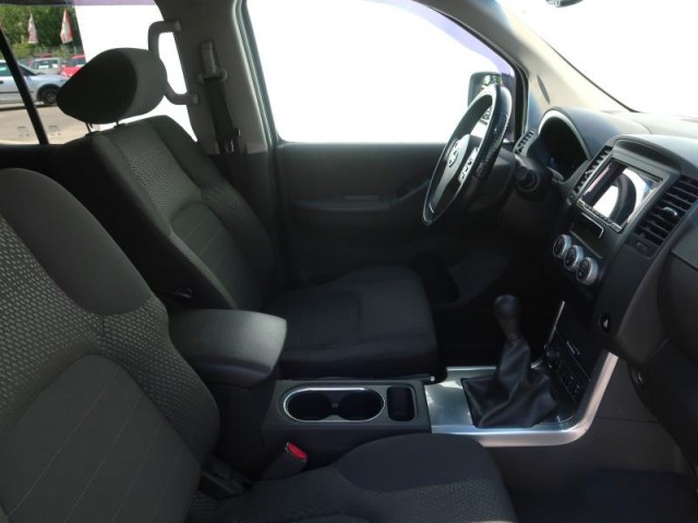 Nissan Pathfinder  2.5 dCi 
