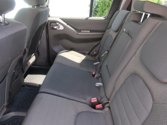 Nissan Pathfinder  2.5 dCi 