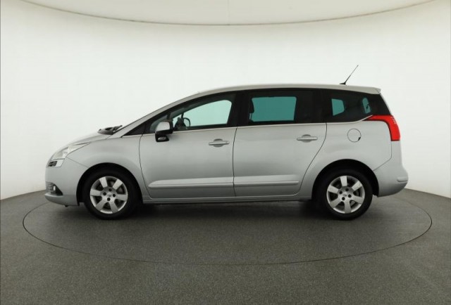 Peugeot 5008  2.0 HDI 