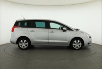 Peugeot 5008  2.0 HDI 