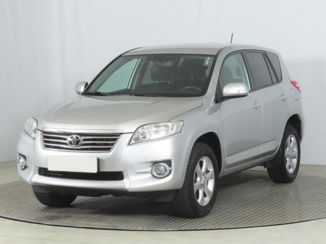 Toyota RAV 4  2.0 VVT-i 