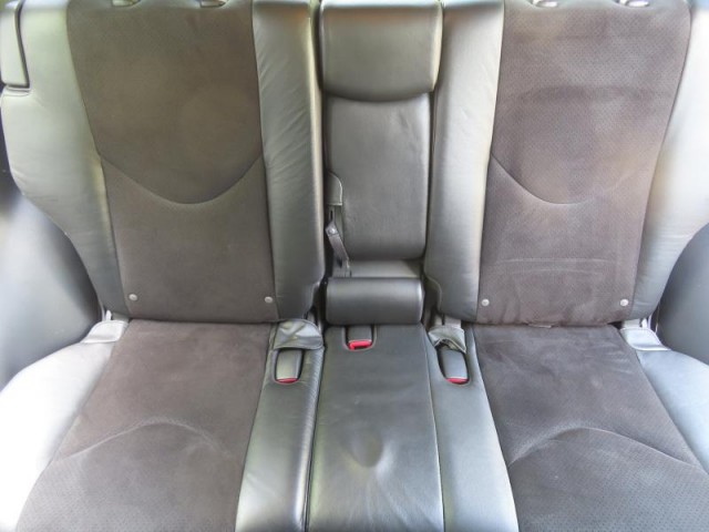 Toyota RAV 4  2.0 VVT-i 