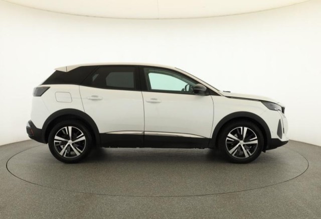 Peugeot 3008  1.2 PureTech Allure