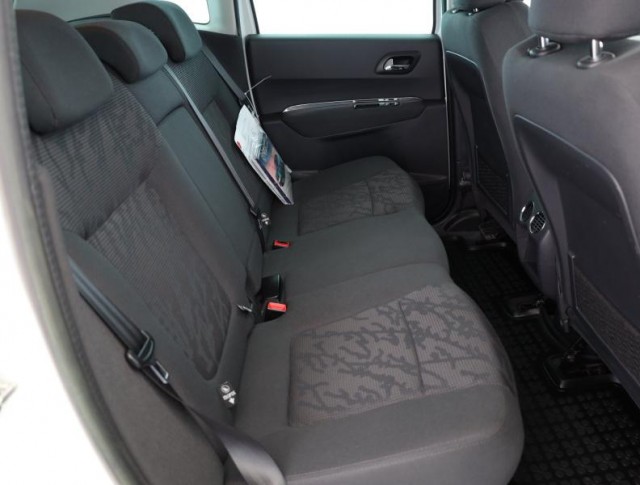 Peugeot 3008  Hybrid4 