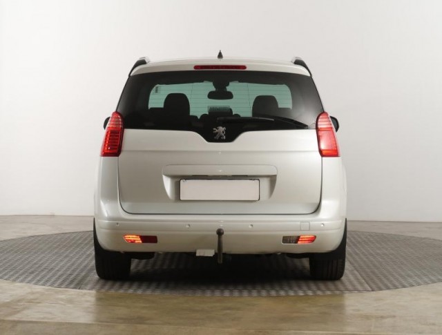 Peugeot 5008  2.0 BlueHDi 
