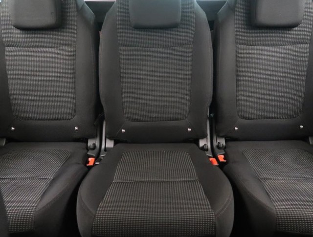 Peugeot 5008  2.0 BlueHDi 