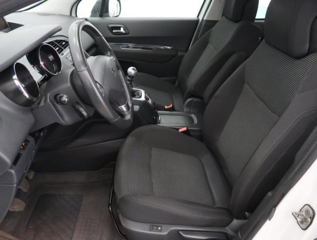 Peugeot 5008  2.0 BlueHDi 