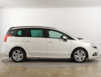 Peugeot 5008  2.0 BlueHDi 