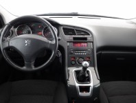 Peugeot 5008  1.6 HDi 