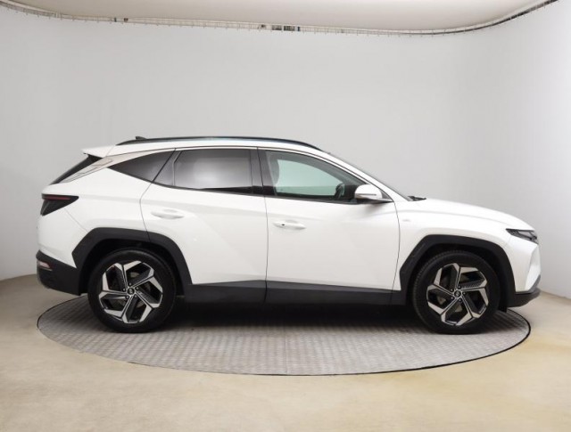 Hyundai Tucson  1.6 T-GDI 48V MHEV Premium