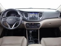 Hyundai Tucson  2.0 CRDi 