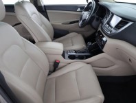 Hyundai Tucson  2.0 CRDi 