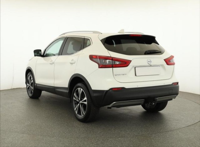 Nissan Qashqai  1.3 DIG-T 