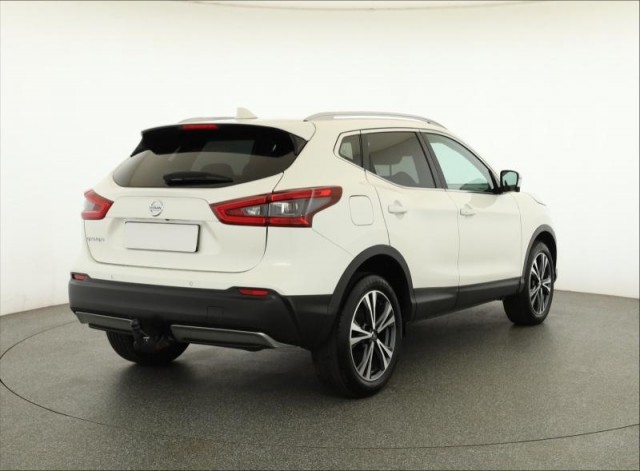 Nissan Qashqai  1.3 DIG-T 