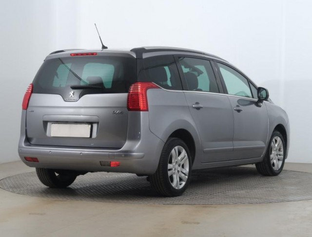 Peugeot 5008  1.6 BlueHDi 