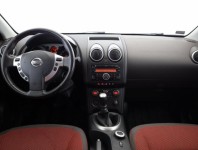 Nissan Qashqai  2.0 