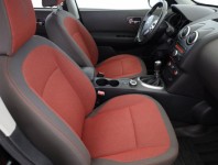 Nissan Qashqai  2.0 