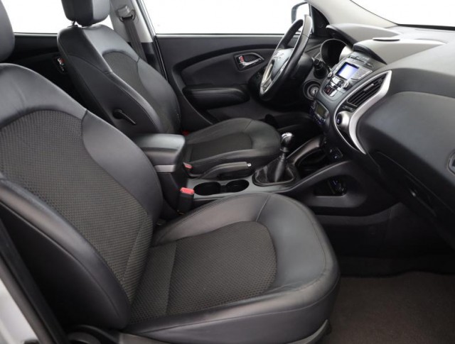 Hyundai ix35  1.6 GDI Trikolor