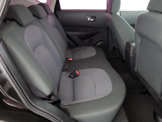 Nissan Qashqai  1.6 
