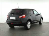 Nissan Qashqai  1.6 