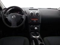 Nissan Qashqai  1.6 