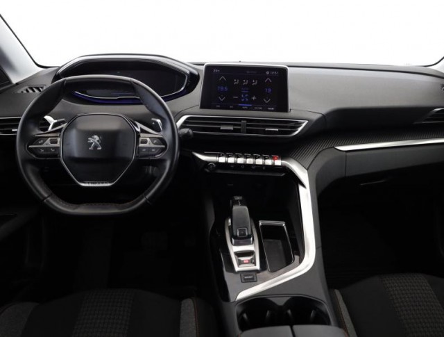 Peugeot 3008  1.6 BlueHDi 