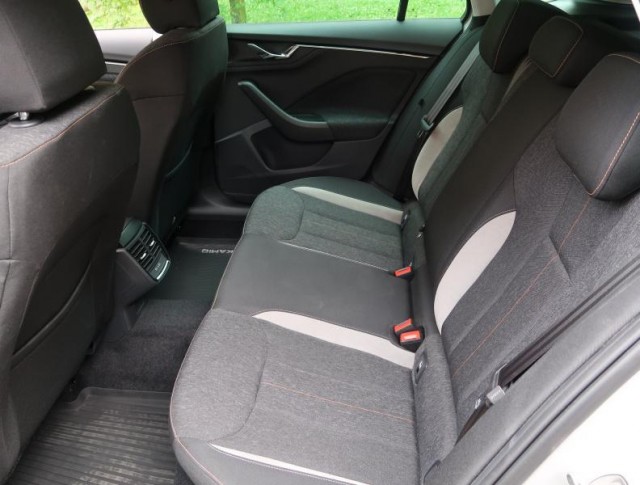 Škoda Kamiq  1.5 TSI 