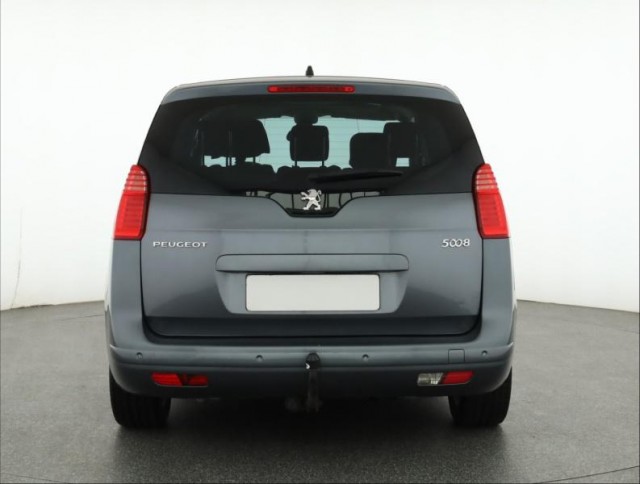 Peugeot 5008  2.0 BlueHDi 