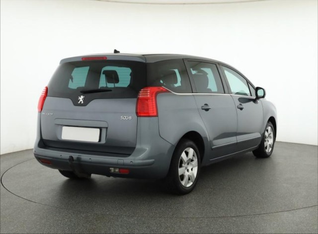 Peugeot 5008  2.0 BlueHDi 