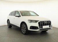 Audi Q7  55 TFSI .