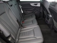 Audi Q7  55 TFSI .