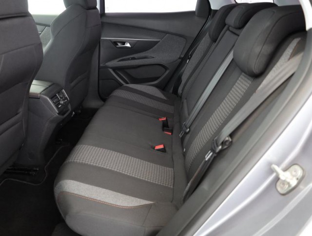 Peugeot 3008  1.2 PureTech Active