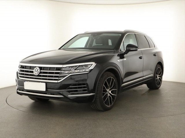Volkswagen Touareg  3.0 TDI 