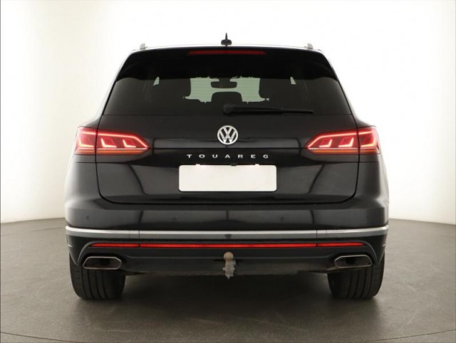 Volkswagen Touareg  3.0 TDI 