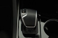 Volkswagen Touareg  3.0 TDI 