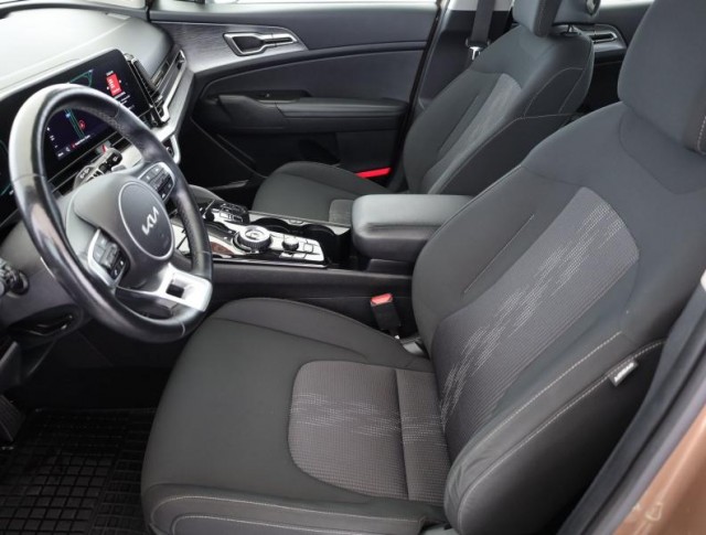Kia Sportage  1.6 T-GDI MHEV 