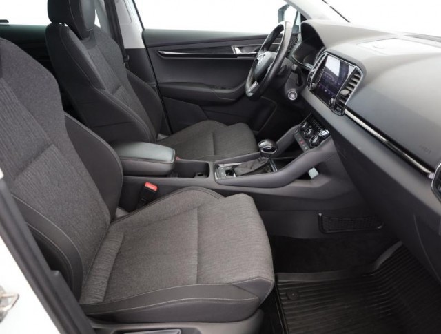 Škoda Karoq  1.5 TSI 