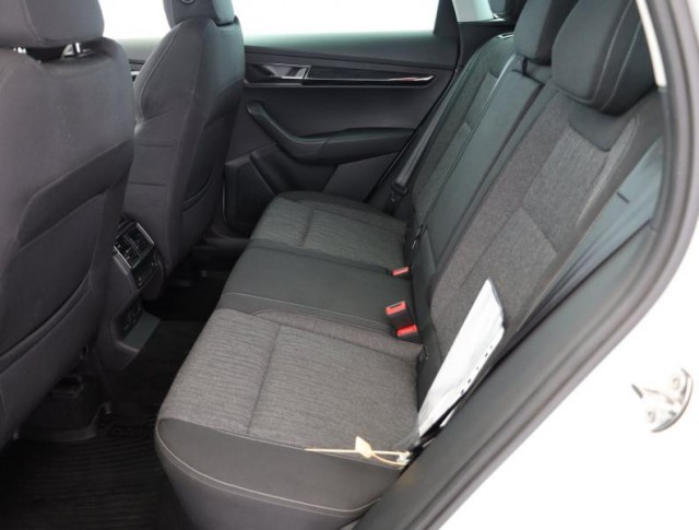 Škoda Karoq  1.5 TSI 