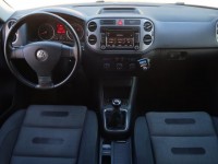 Volkswagen Tiguan  2.0 TSI 