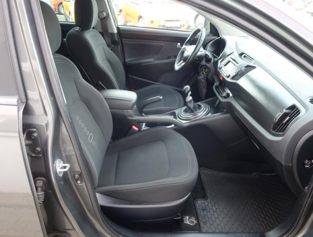 Kia Sportage  1.6 GDI Silver